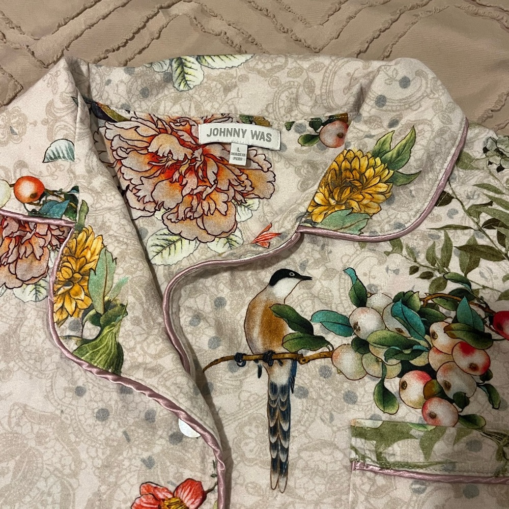 Johnny Was Multicolor Floral Button-Up Top - Picture 3 of 6